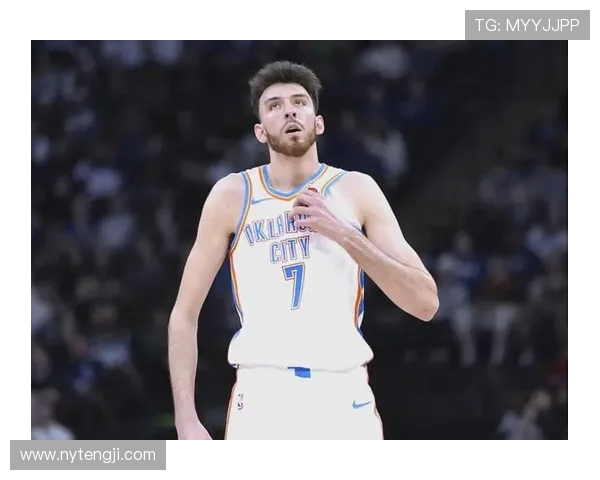 森林狼挑战雷霆 展现年轻球队激烈对抗与未来潜力