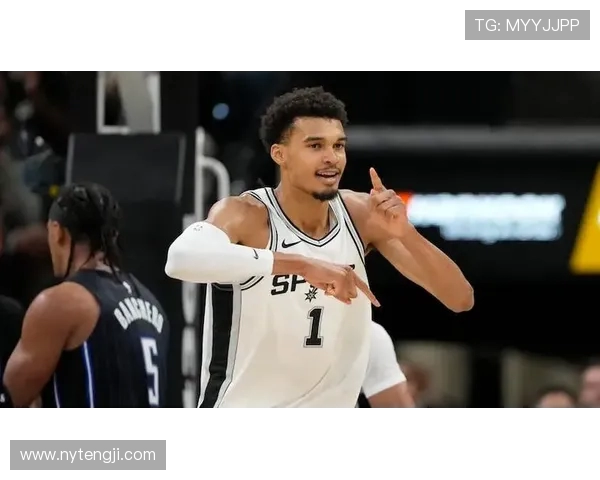 维克托文班亚马引领新时代篮球潮流展现天赋与统治力 维克托文班亚马引领新时代篮球潮流展现天赋与统治力