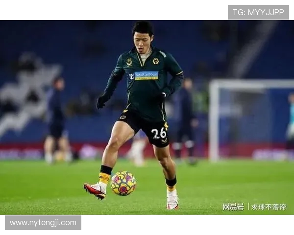 深圳足球队积分榜领先79分稳居选拔赛首位