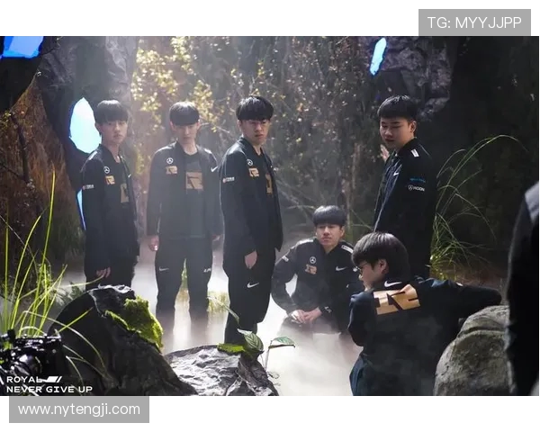 英雄联盟团队协作实力大比拼RNG荣登第七名引发热议