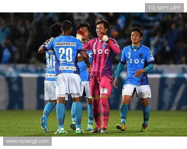 山形山神与德岛漩涡的激烈对决揭示足球战术的魅力与智慧